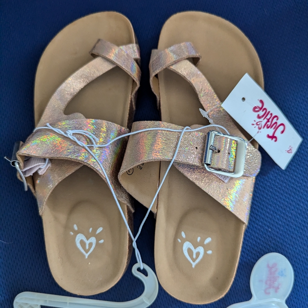 Sandles, size 3